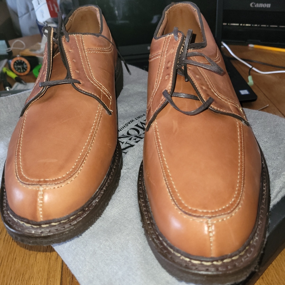 Man's classic shoes